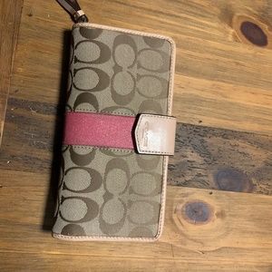 Coach wallet